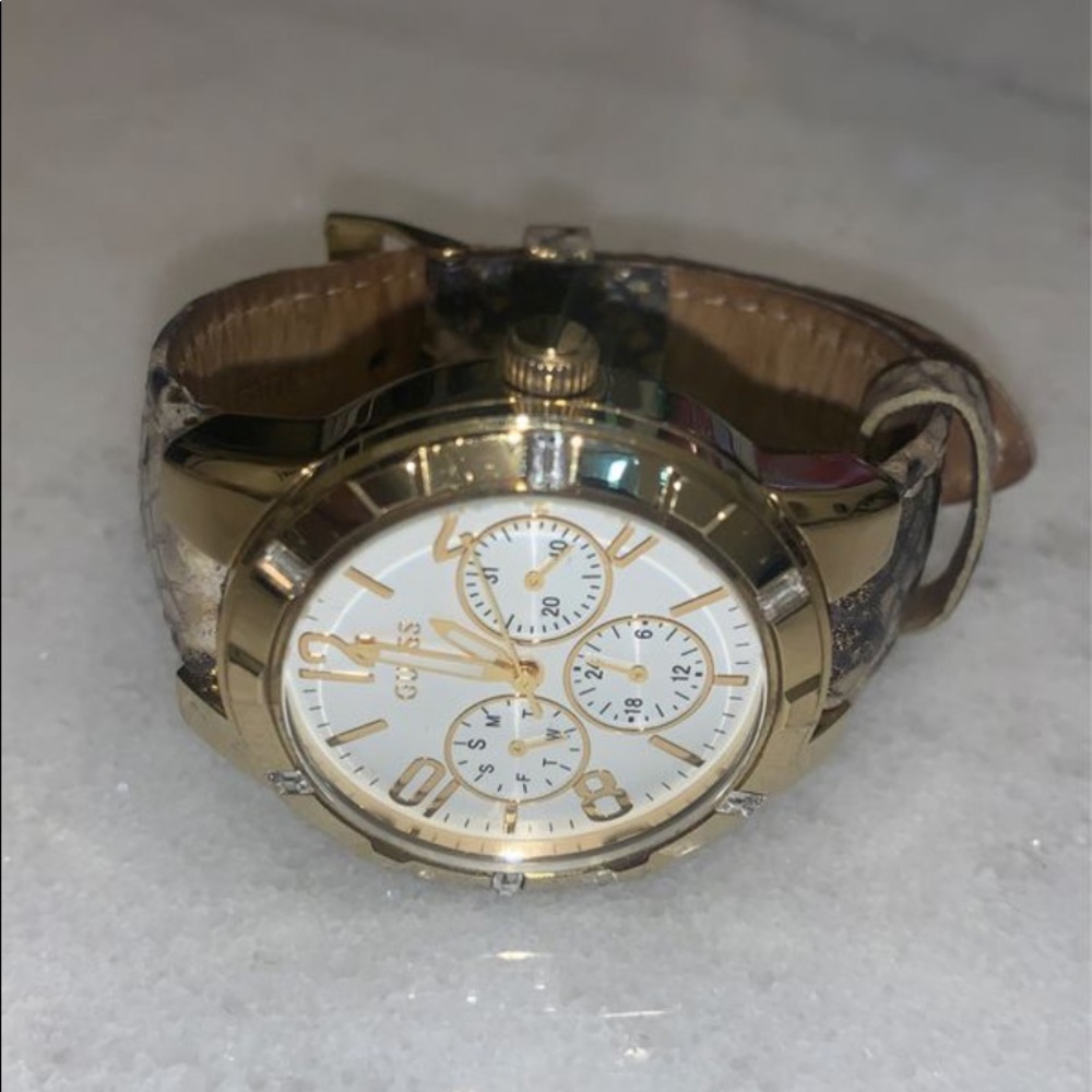 GUESS Watch